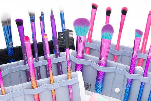 ROYAL BRUSH